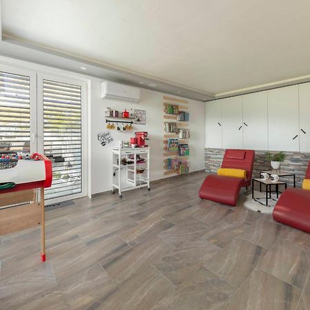 Holiday House Vikend Polzela Bagian luar foto