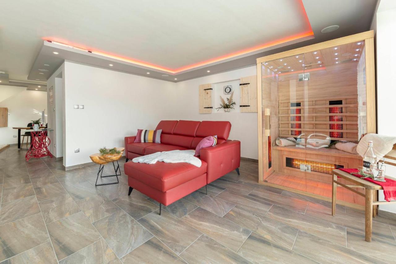 Holiday House Vikend Polzela Bagian luar foto