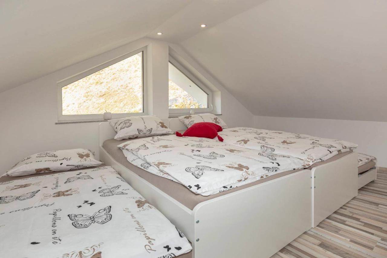 Holiday House Vikend Polzela Bagian luar foto