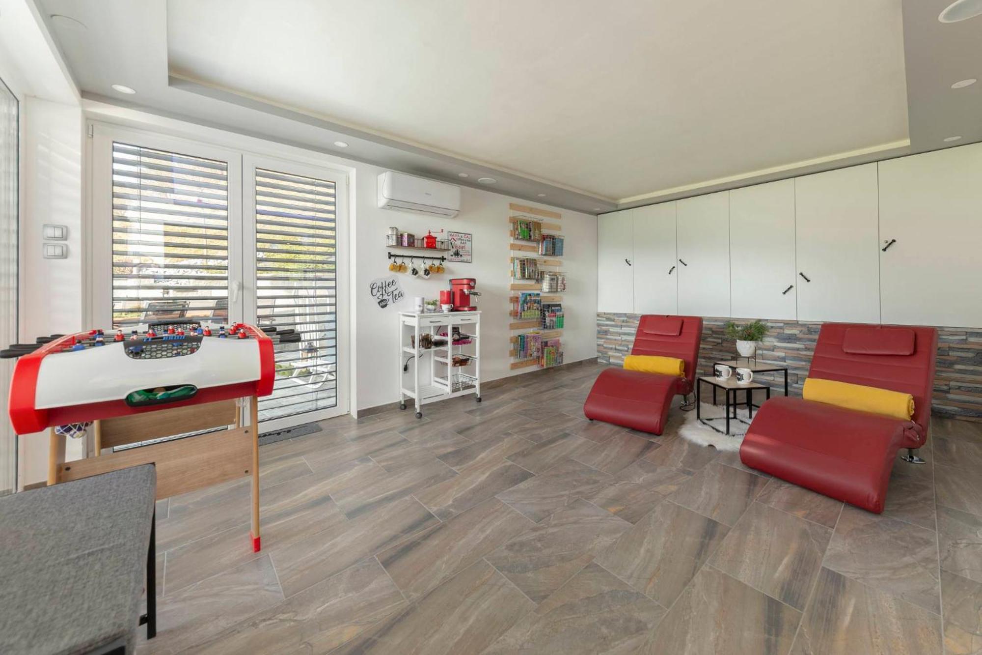 Holiday House Vikend Polzela Bagian luar foto